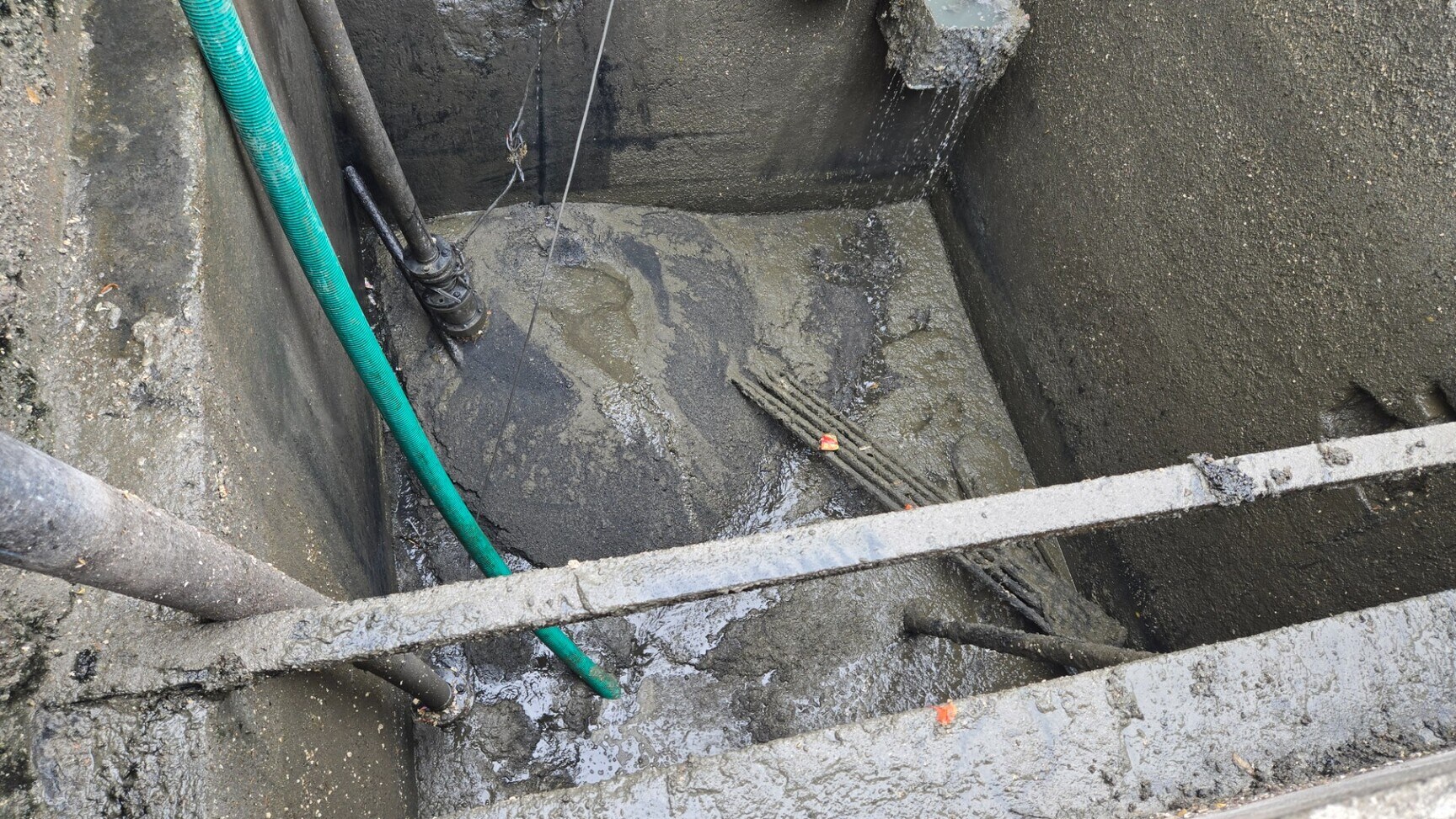 STP plant cleaning service in Hyderabad